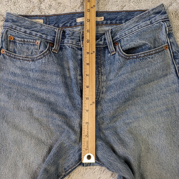 Levi's Jeans Women's 28 Blue Shut Up Wash Wedgie Fit High-Rise Raw Hem 27” - Picture 10 of 11